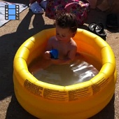 2011 Kukljica.Adrian op strand.2.web