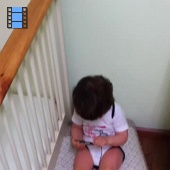 2012 Helmond.Adrian mp3 player.web