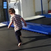 2013 Split.Adrian op trampoline.1.web